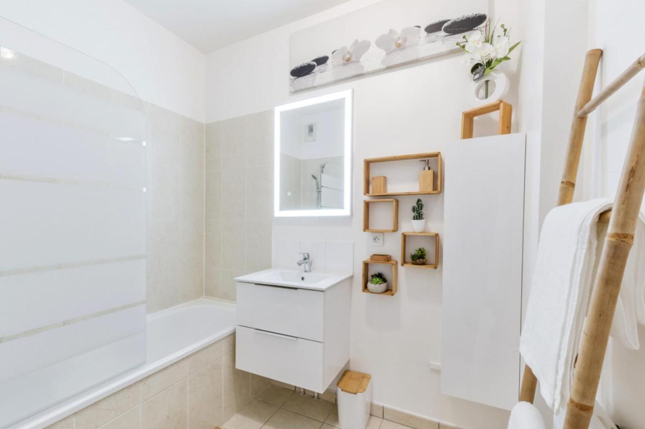 Appartement Des Reves Bleus - Welkeys Montevrain Bagian luar foto